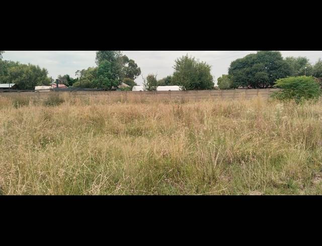 1,005M² VACANT LAND FOR SALE IN RIVERSDALE